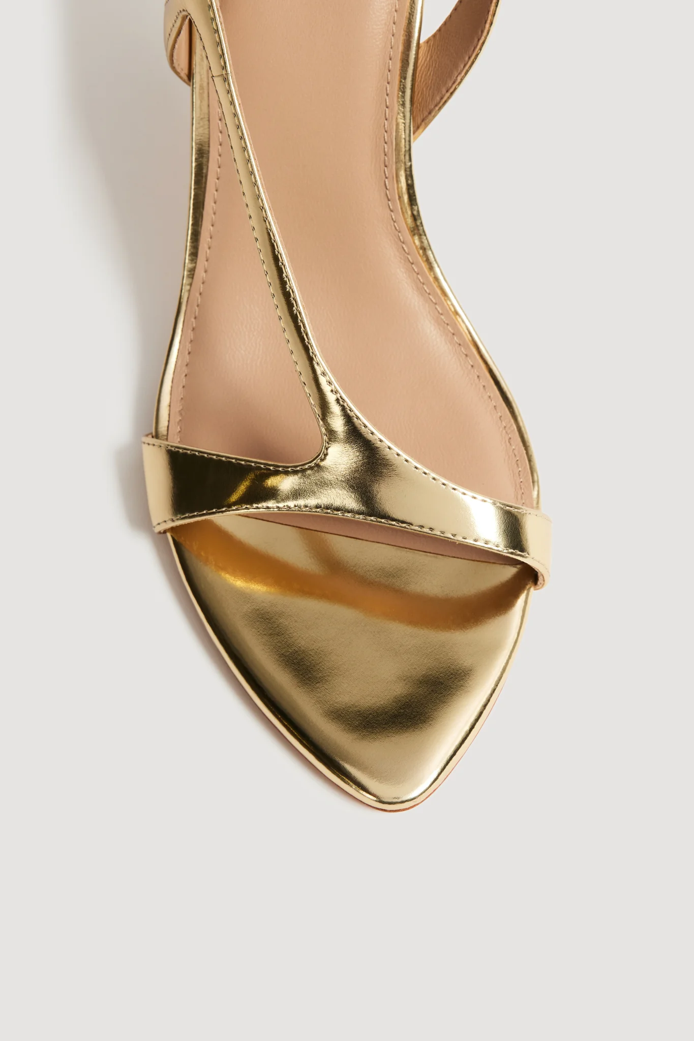 Elan Asymmetric Droplet Heel