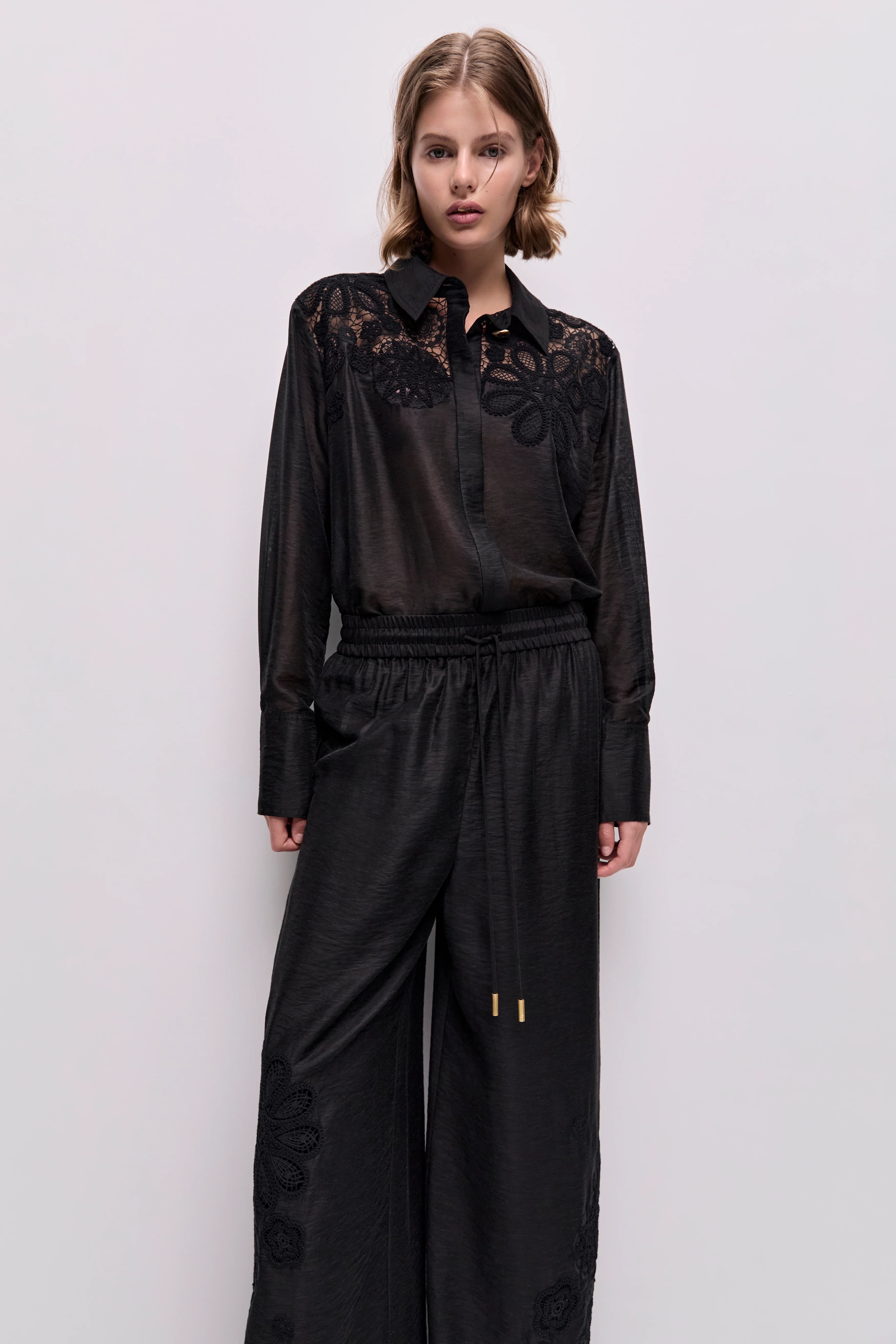 Gia Embroidered Pant