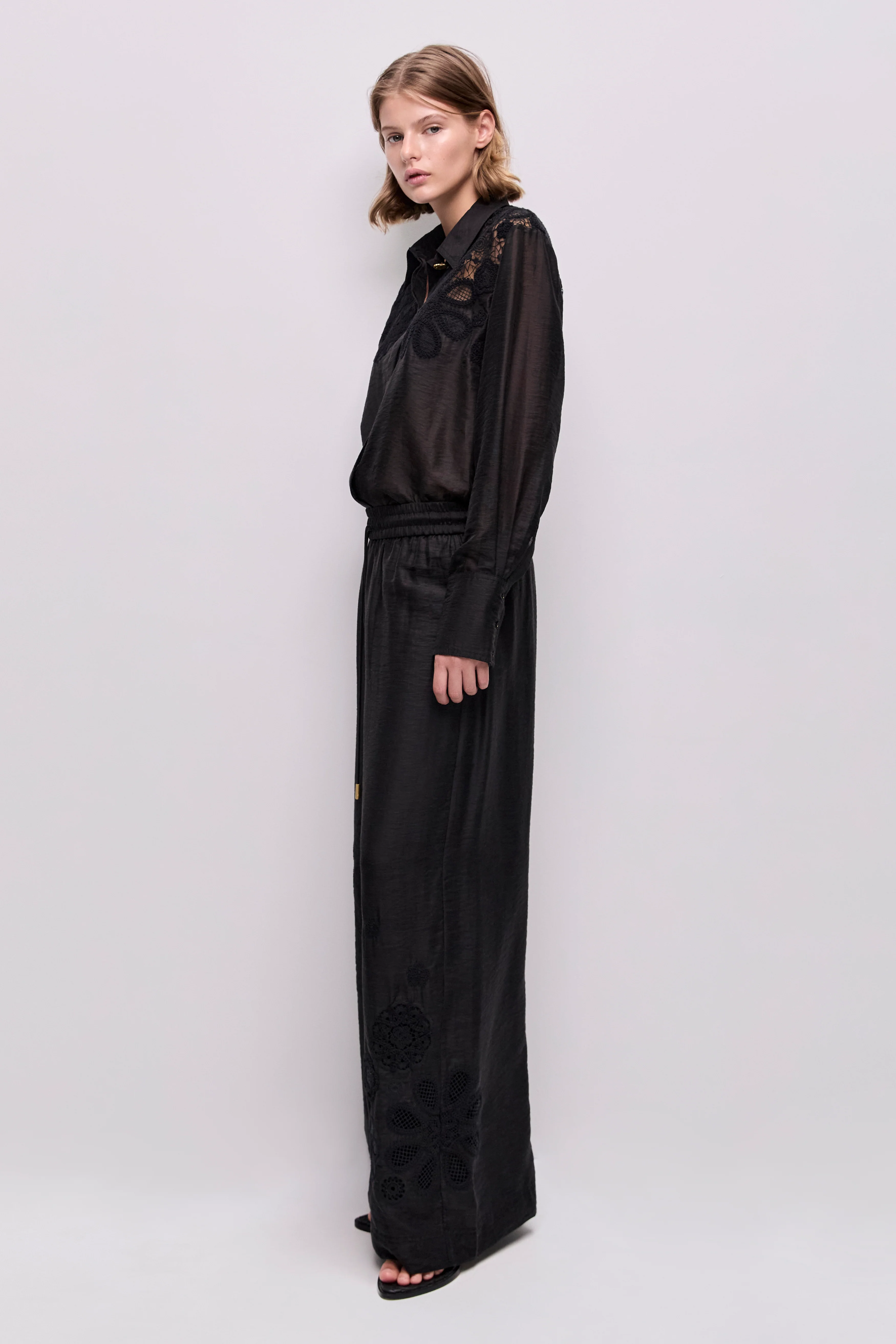 Gia Embroidered Pant