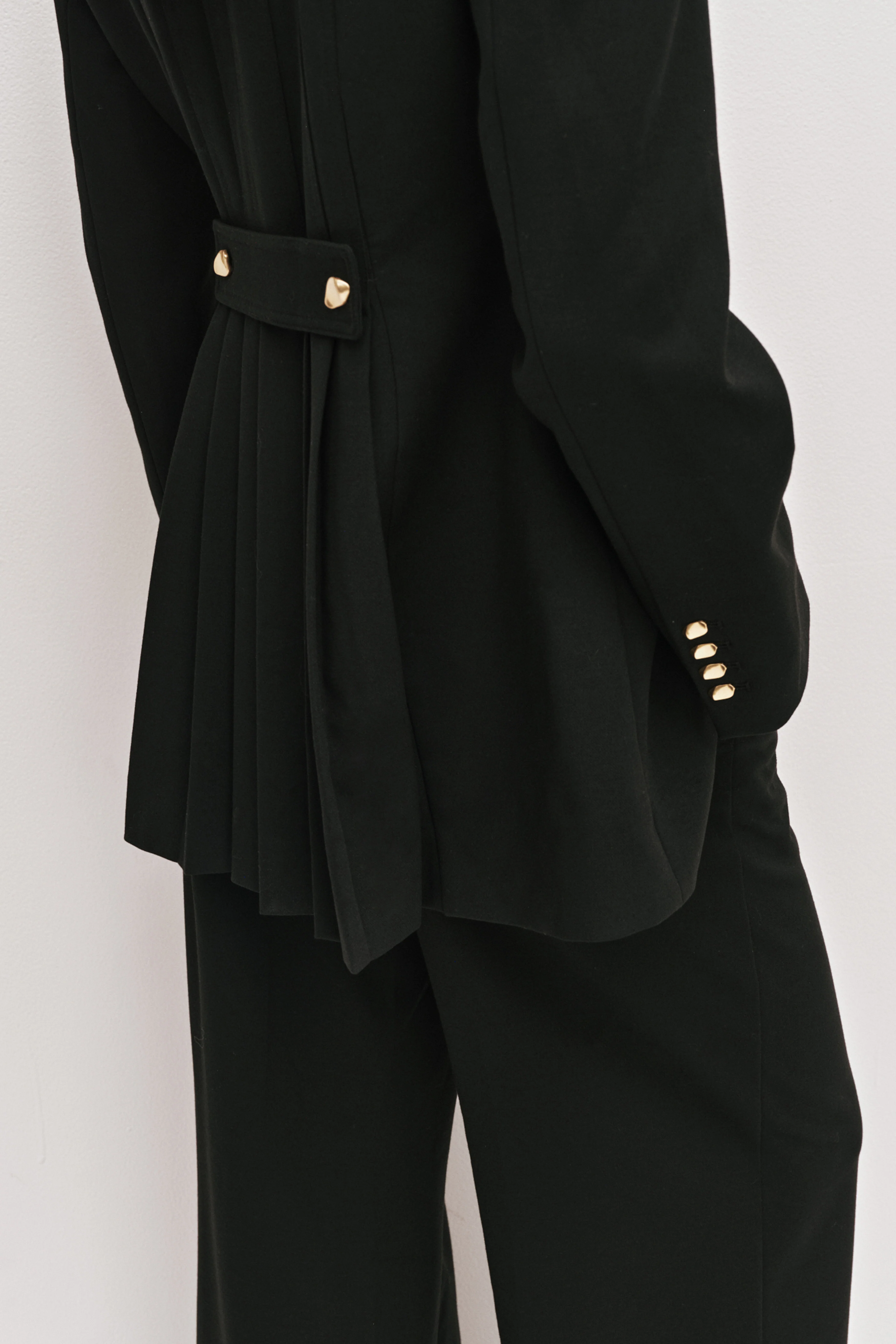 Simone Pleated Back Blazer