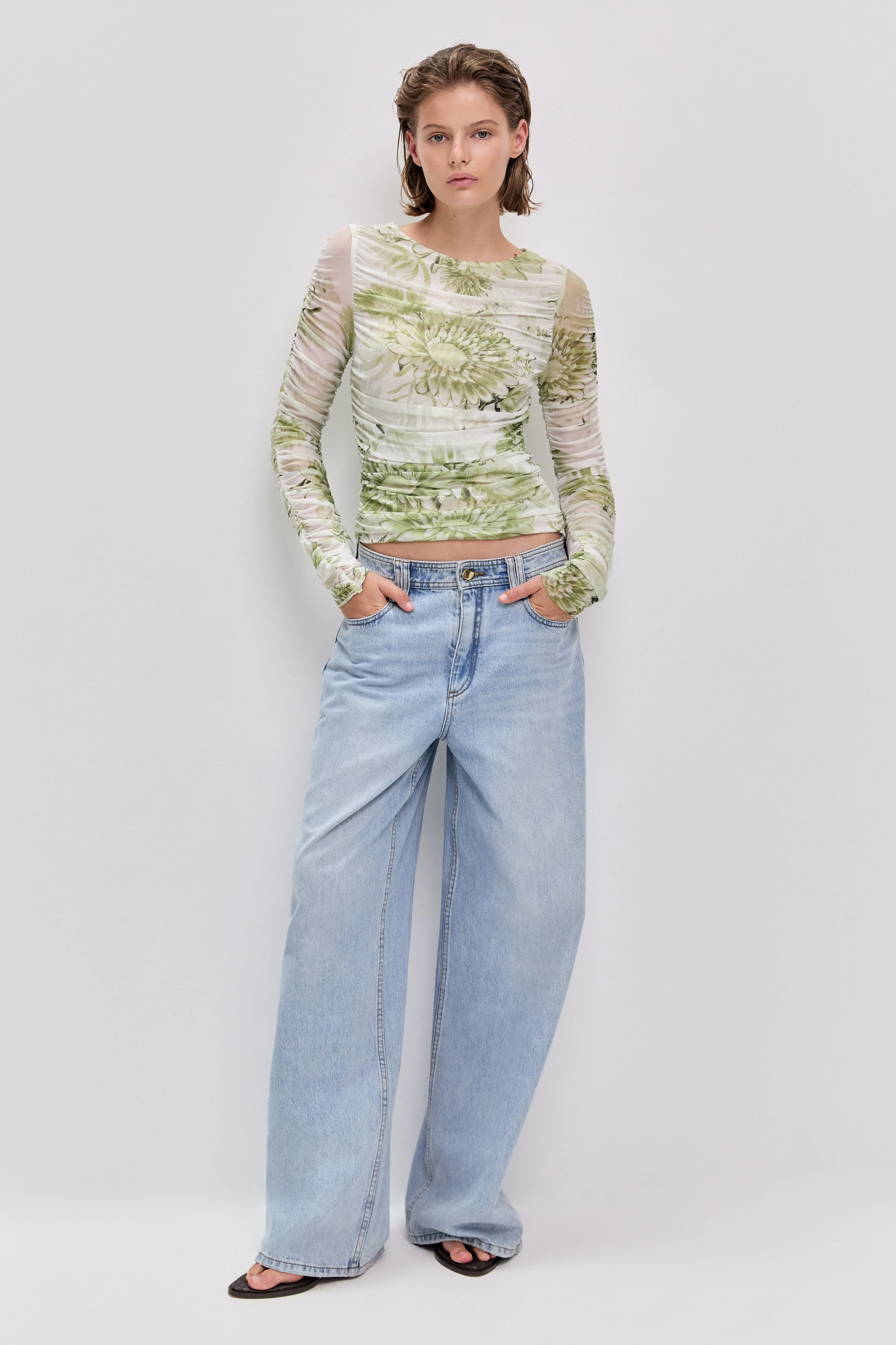 3164-verdant-print-mesh-top-1.webp Verdant Print Mesh Top