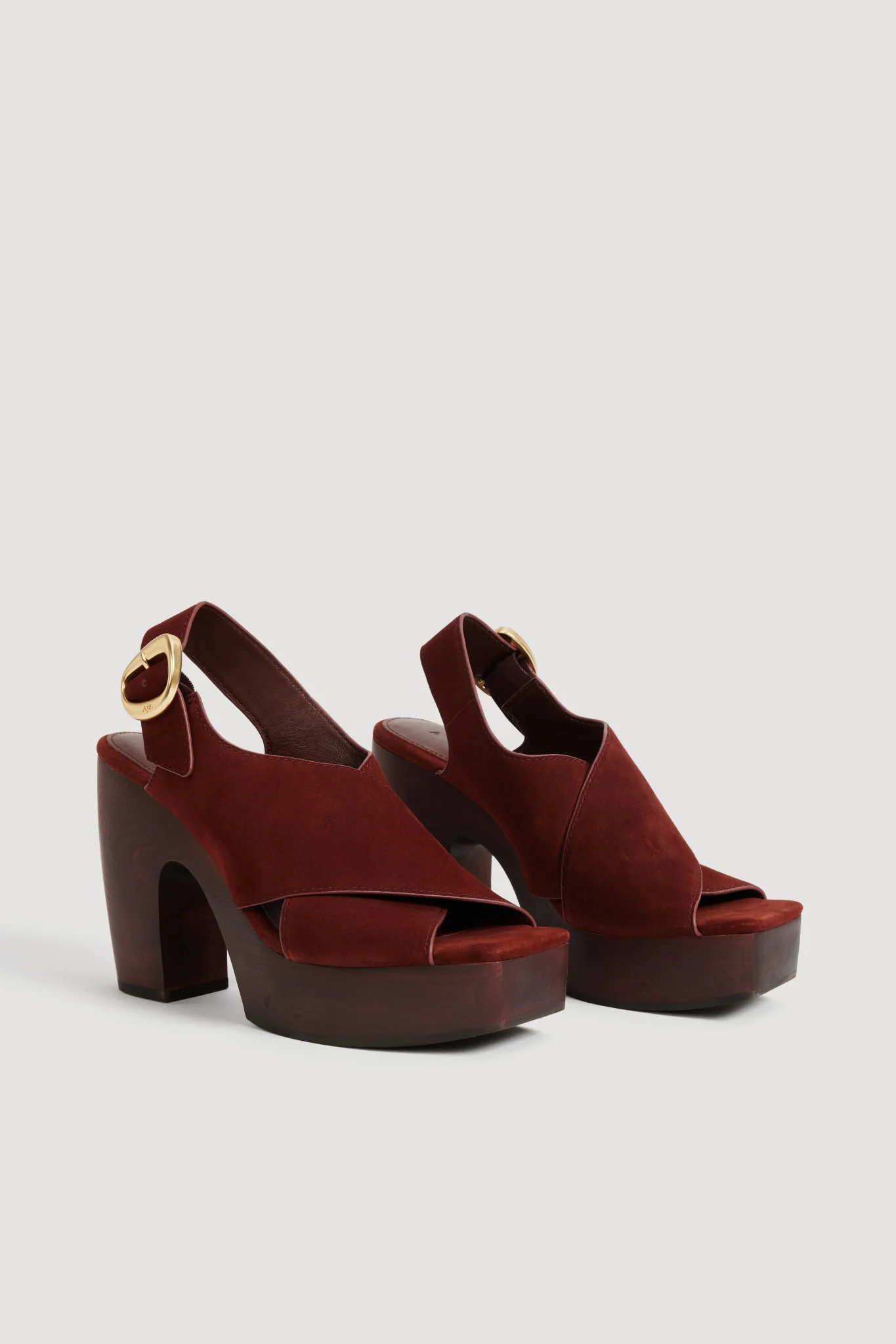 Quinn Tall Clog