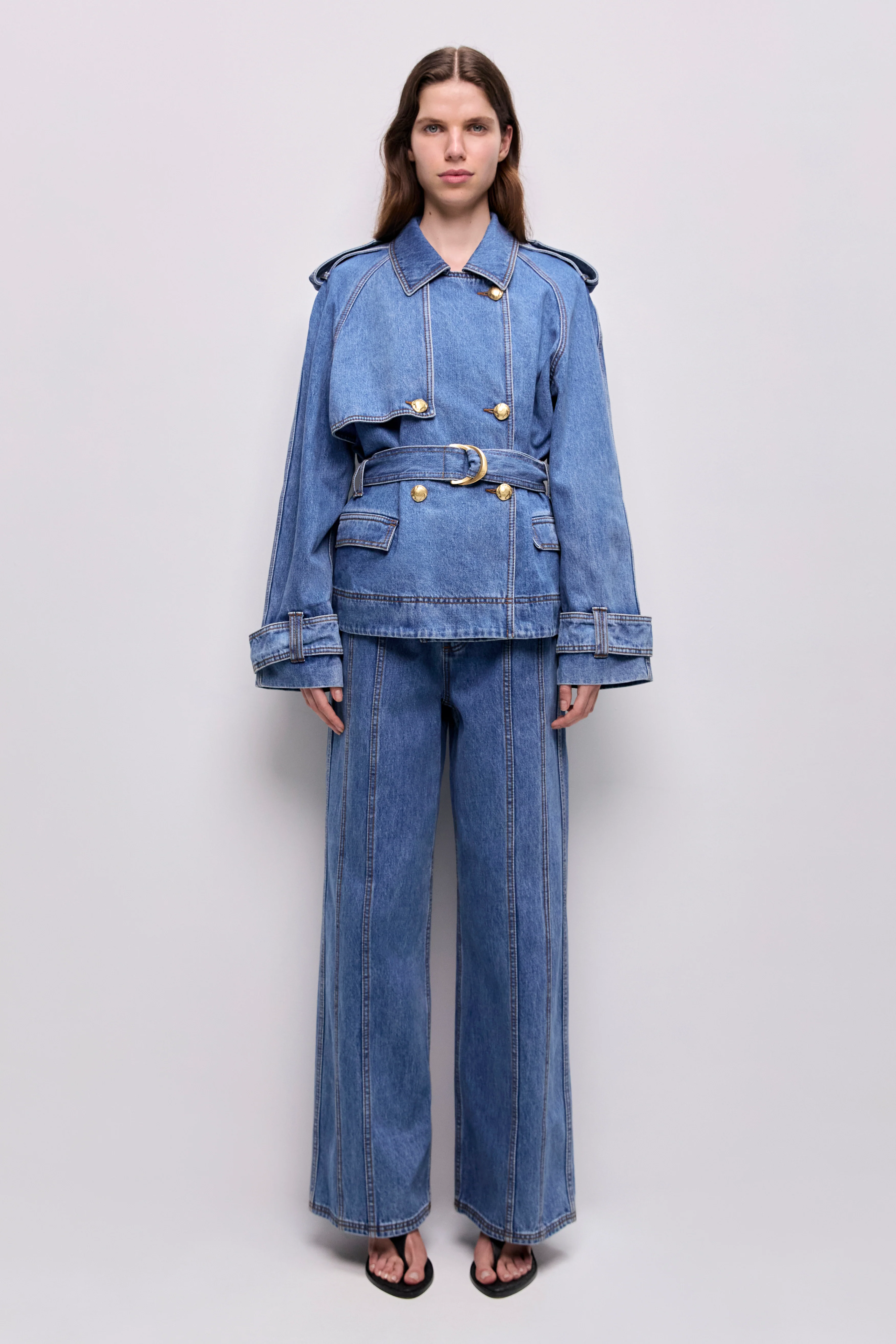 Voyage Cropped Denim Trench
