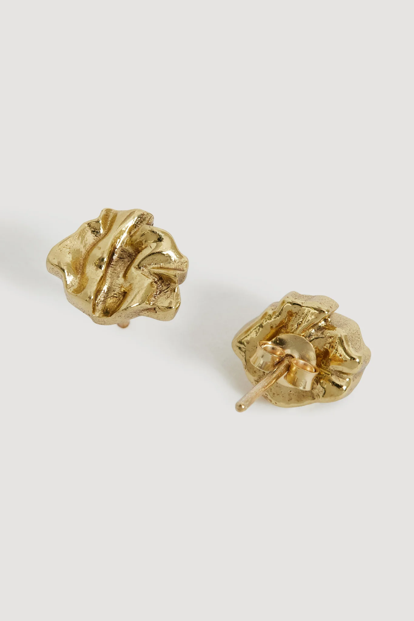 Fey Micro Stud
