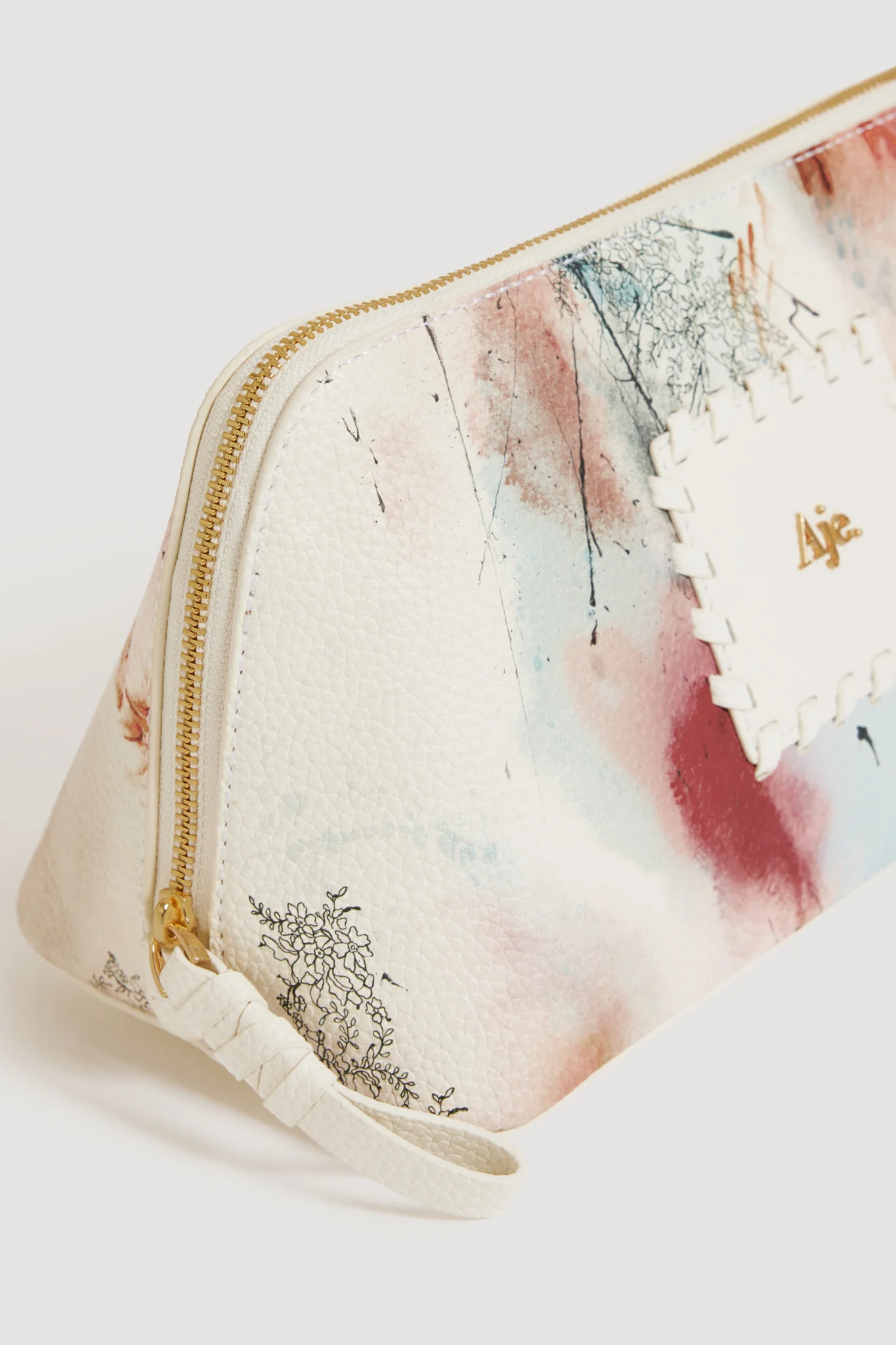 Zelie Beauty Case