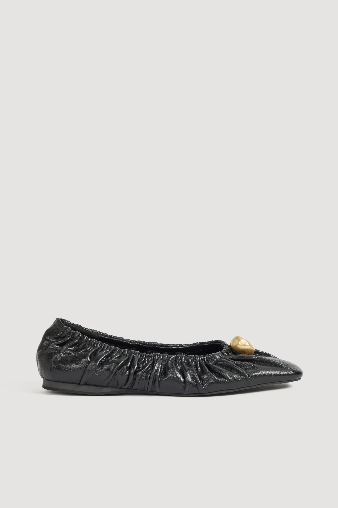 Carmena Ruched Ballet Flat