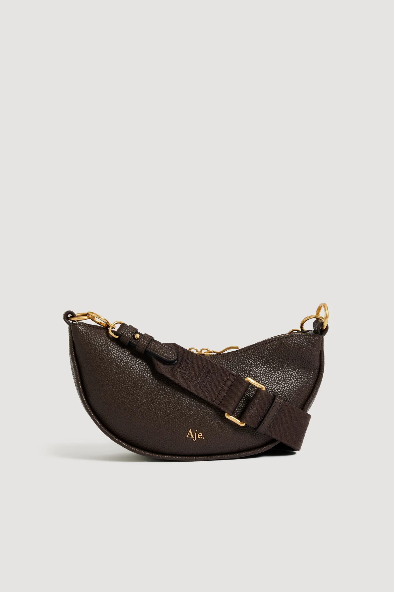 Astouri Sling Crossbody