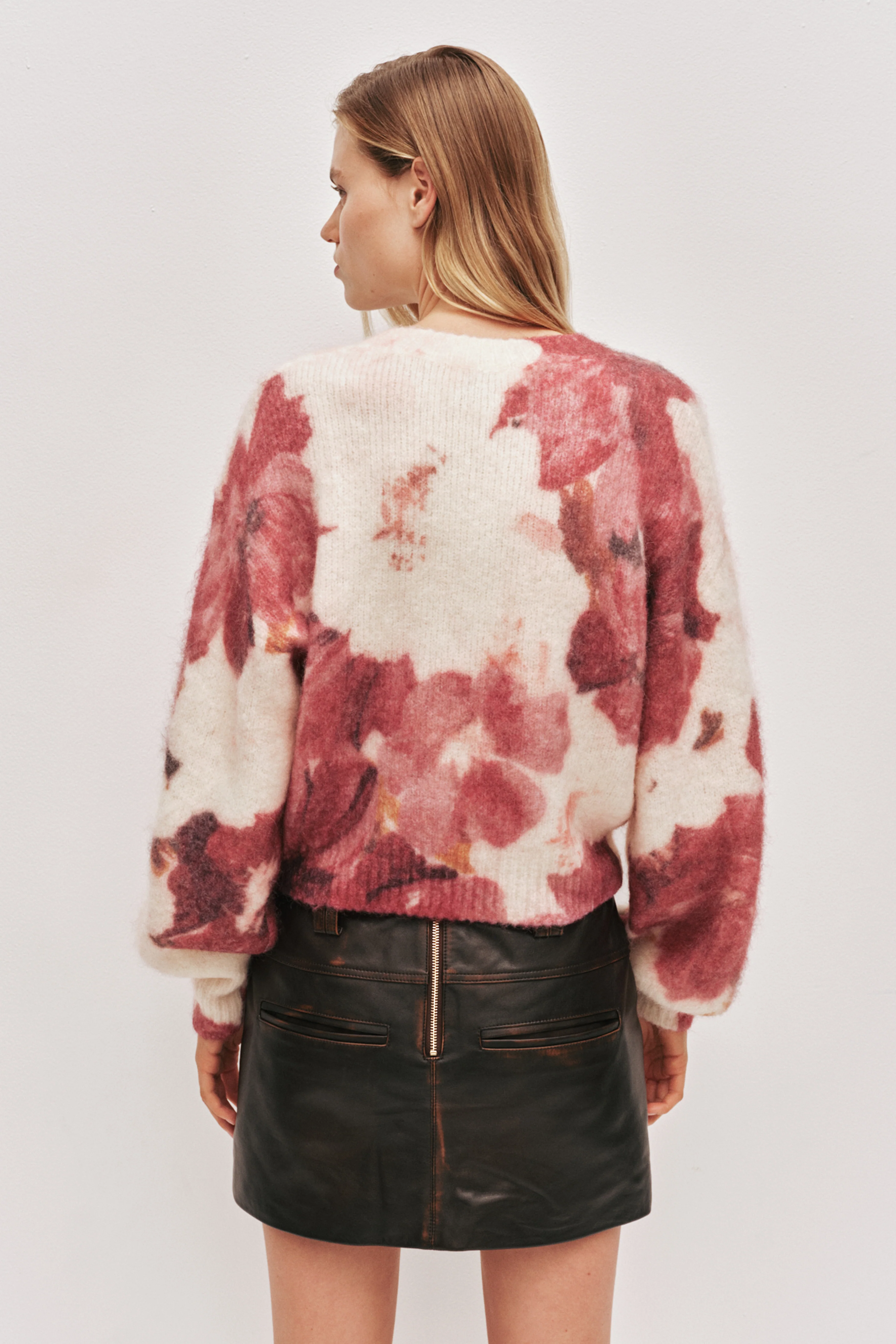 4200-tilda-fluffy-jumper-6.webp Tilda Fluffy Jumper