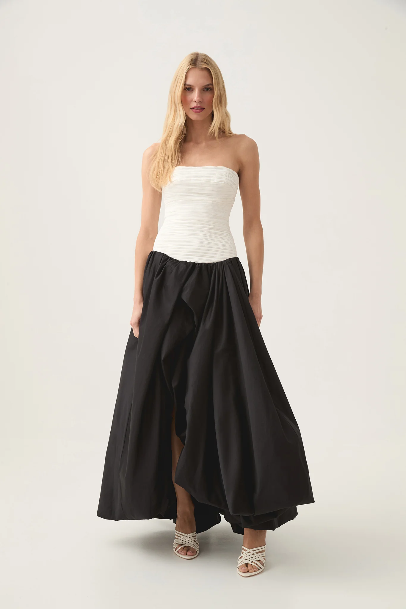 429-violette-bubble-hem-maxi-drs-1.webp Violette Bubble Hem Maxi Drs
