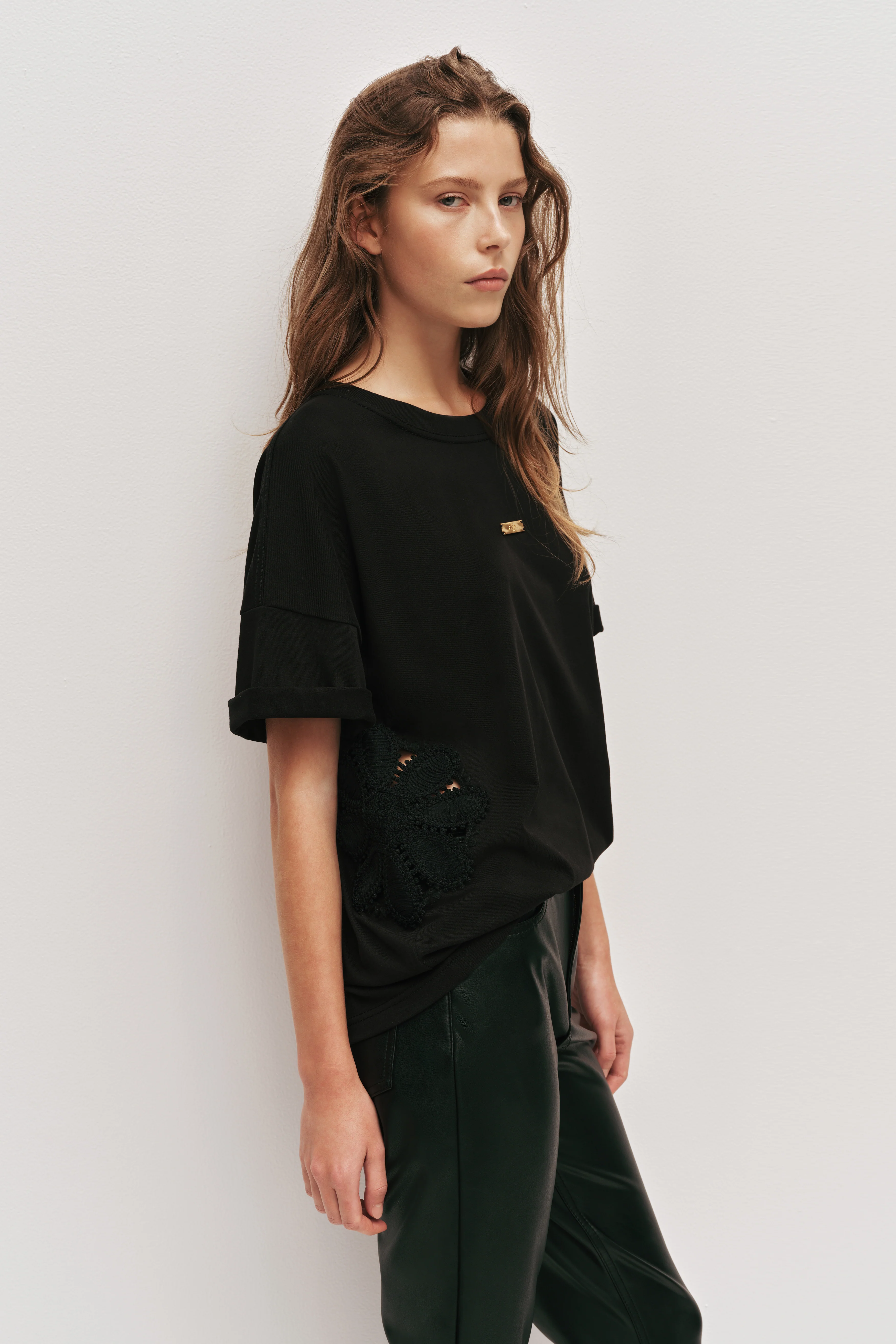 Daphne Oversized Tee