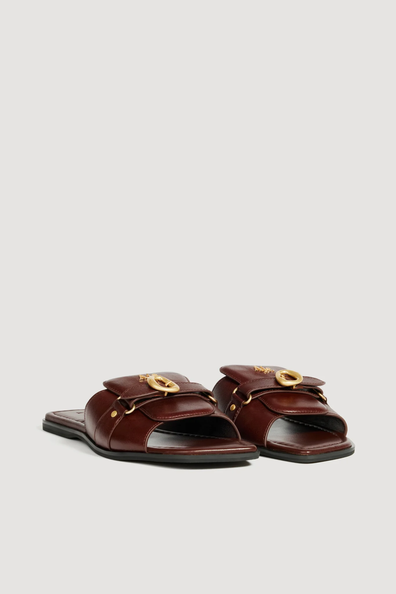 Macy Buckle Slide