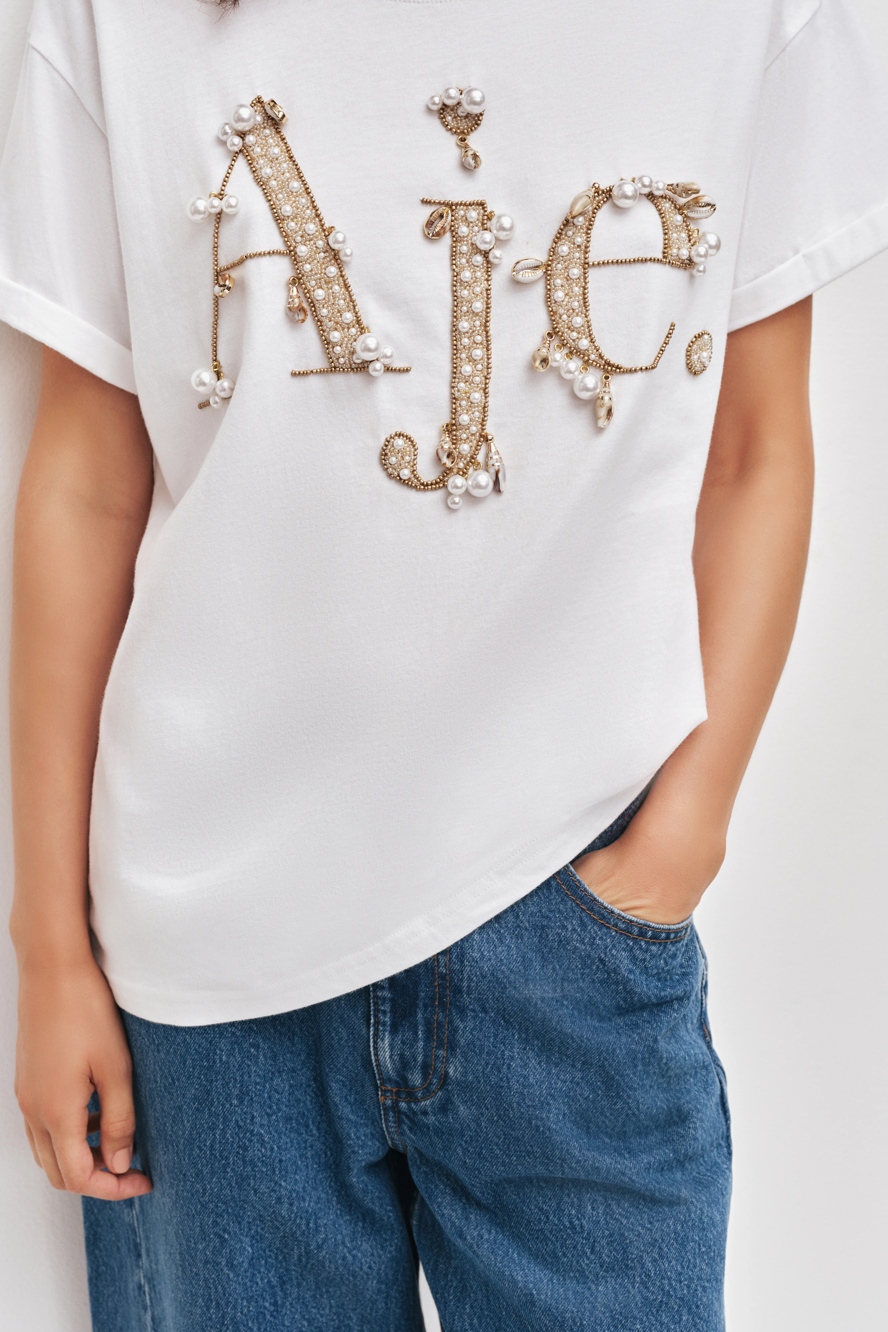 5323-atley-shell-logo-tee-4.webp Atley Shell Logo Tee