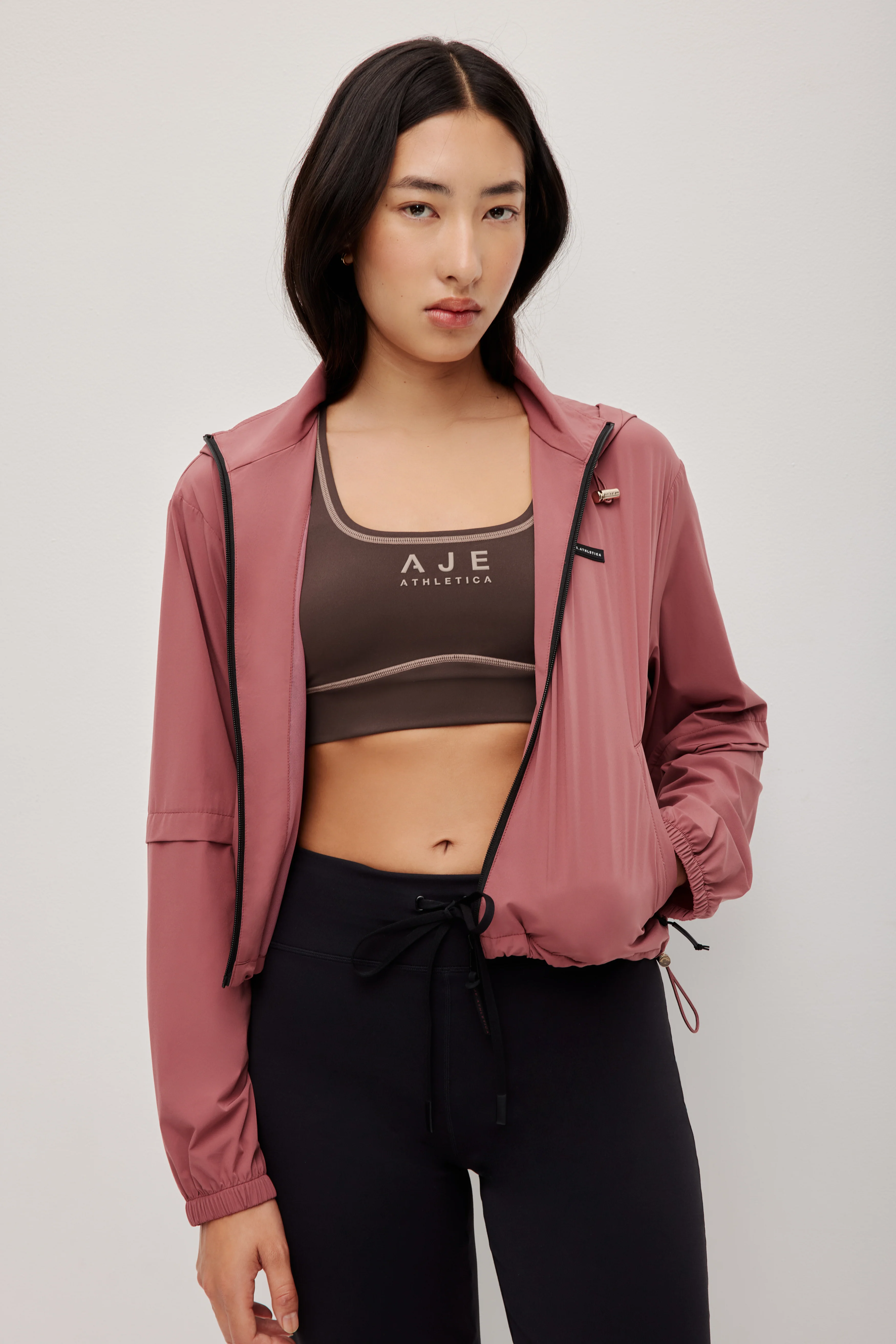 6293-hooded-running-jacket-716-3.webp Hooded Running Jacket 716