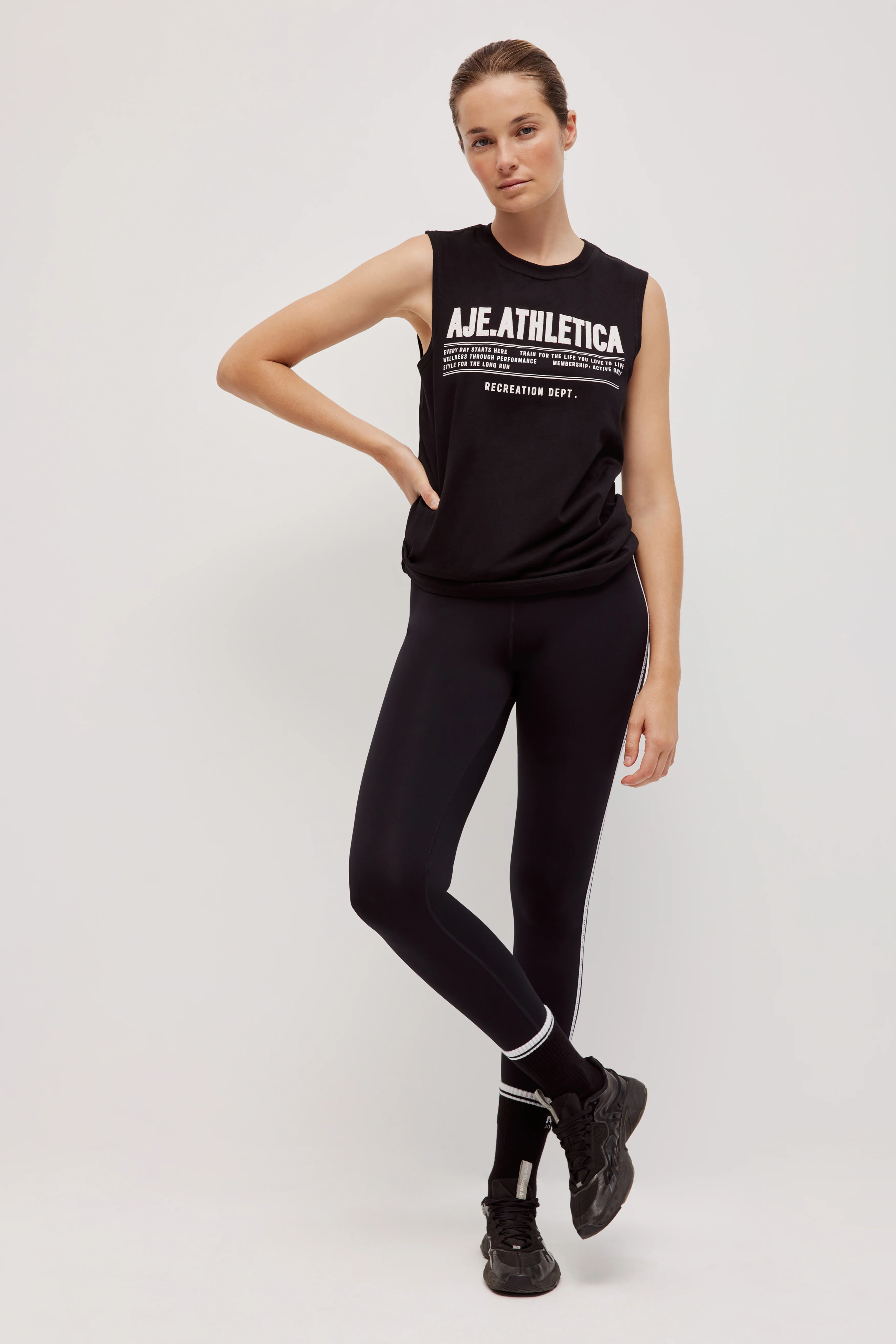 6330-motivation-logo-tank-1.webp Motivation Logo Tank