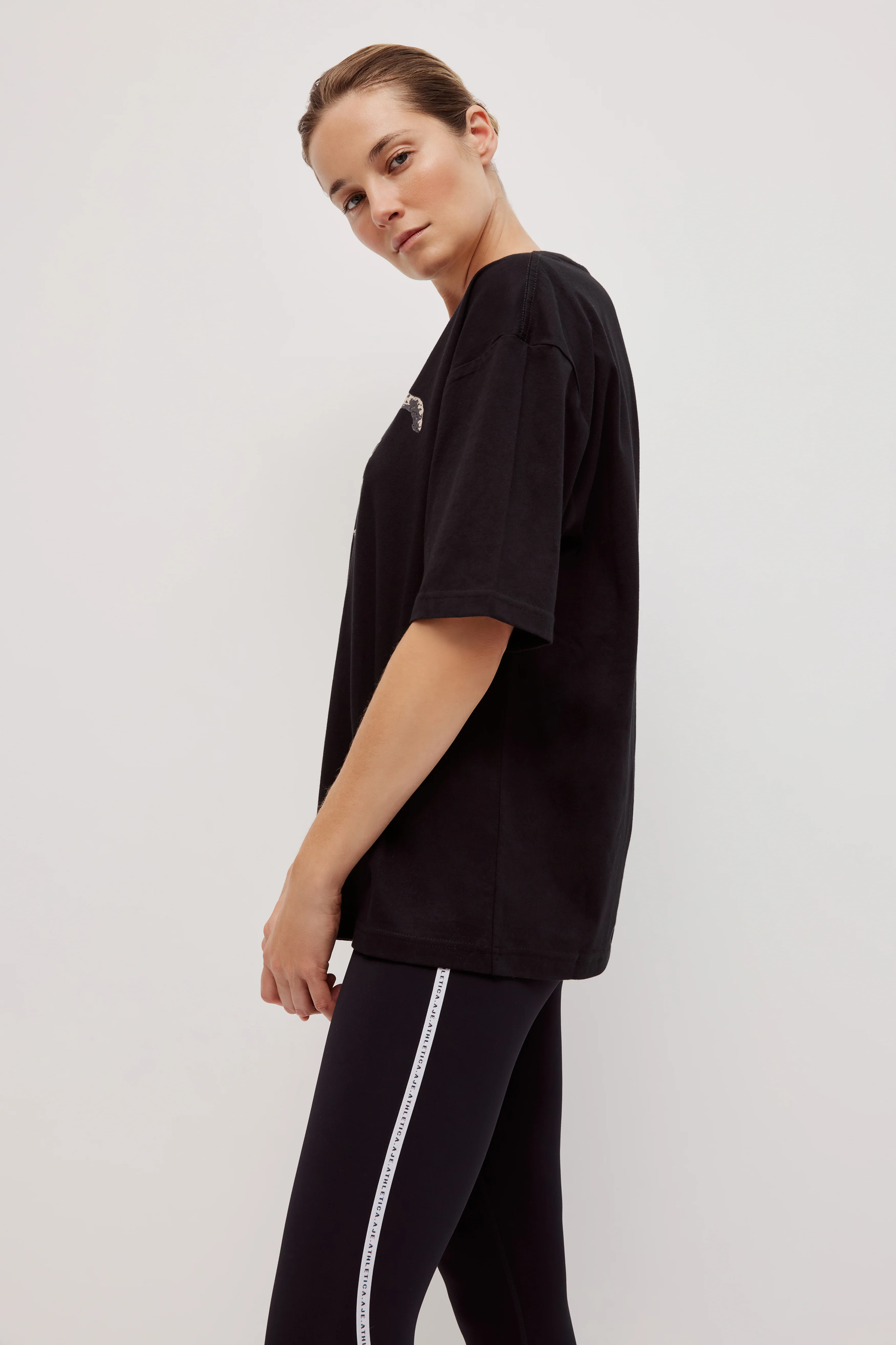 Animal Logo Tee 102