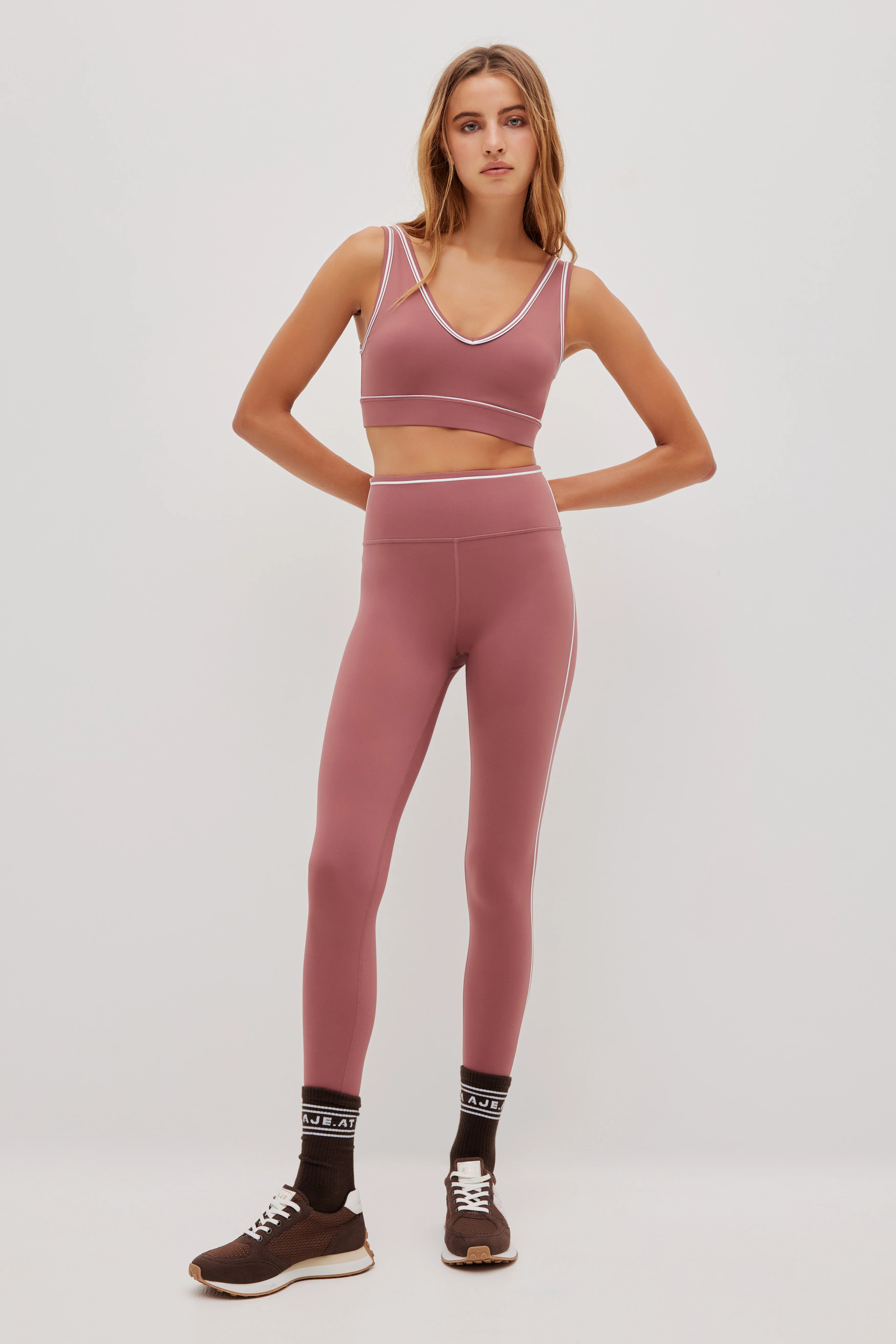 6484-piping-al-legging-203-1.webp Piping Al Legging 203