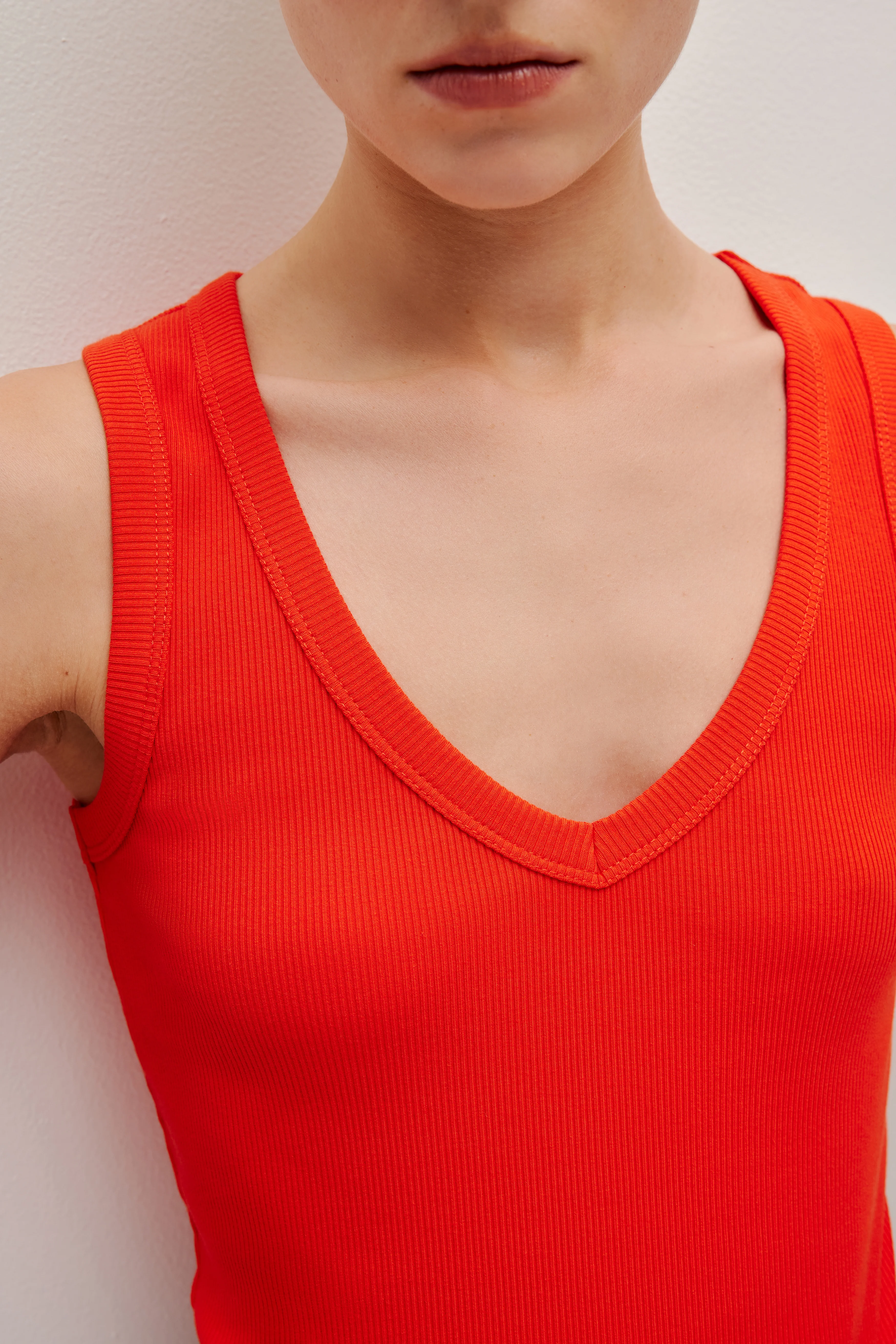 Monroe V-Neck Tank