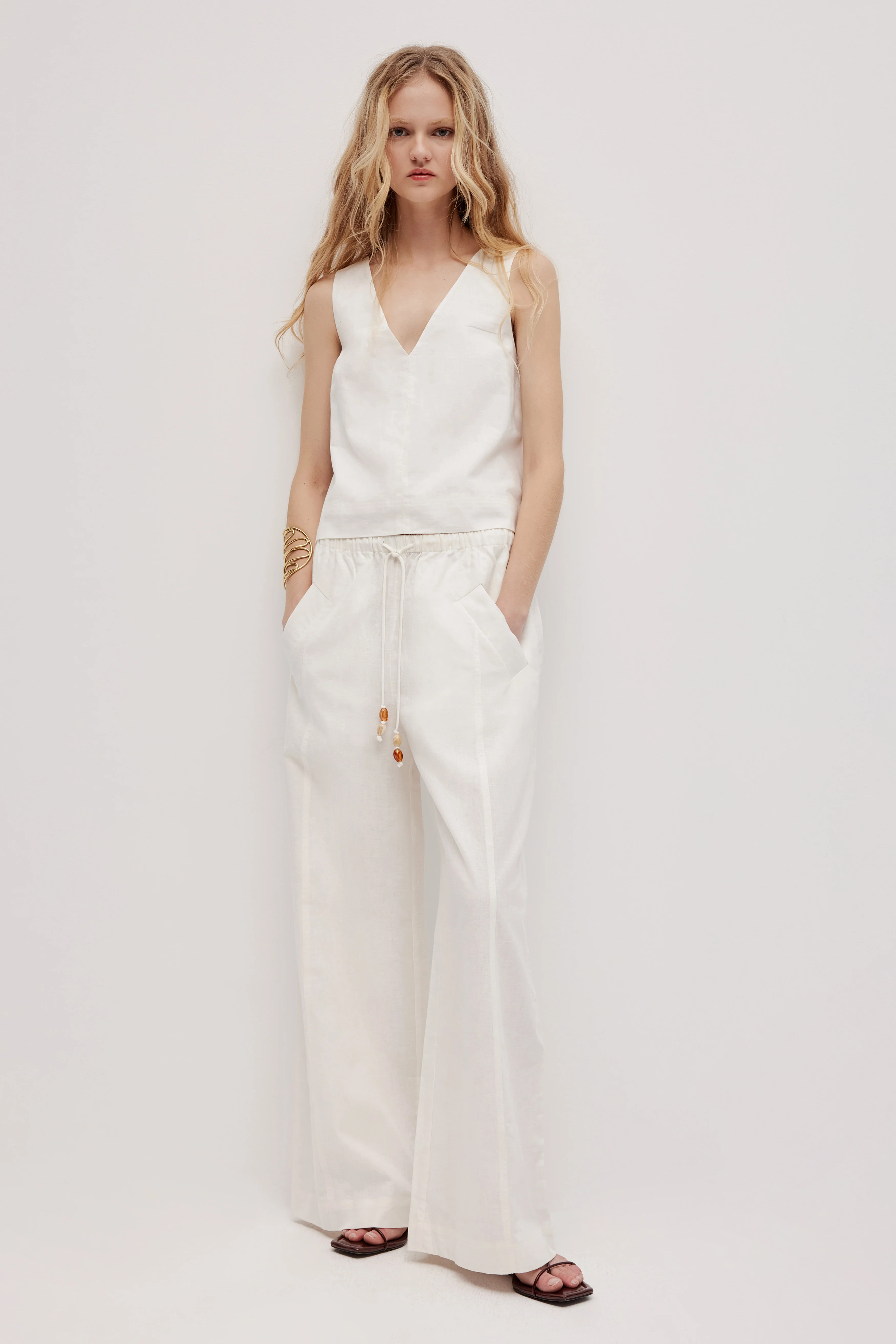 Sable V Neck Top