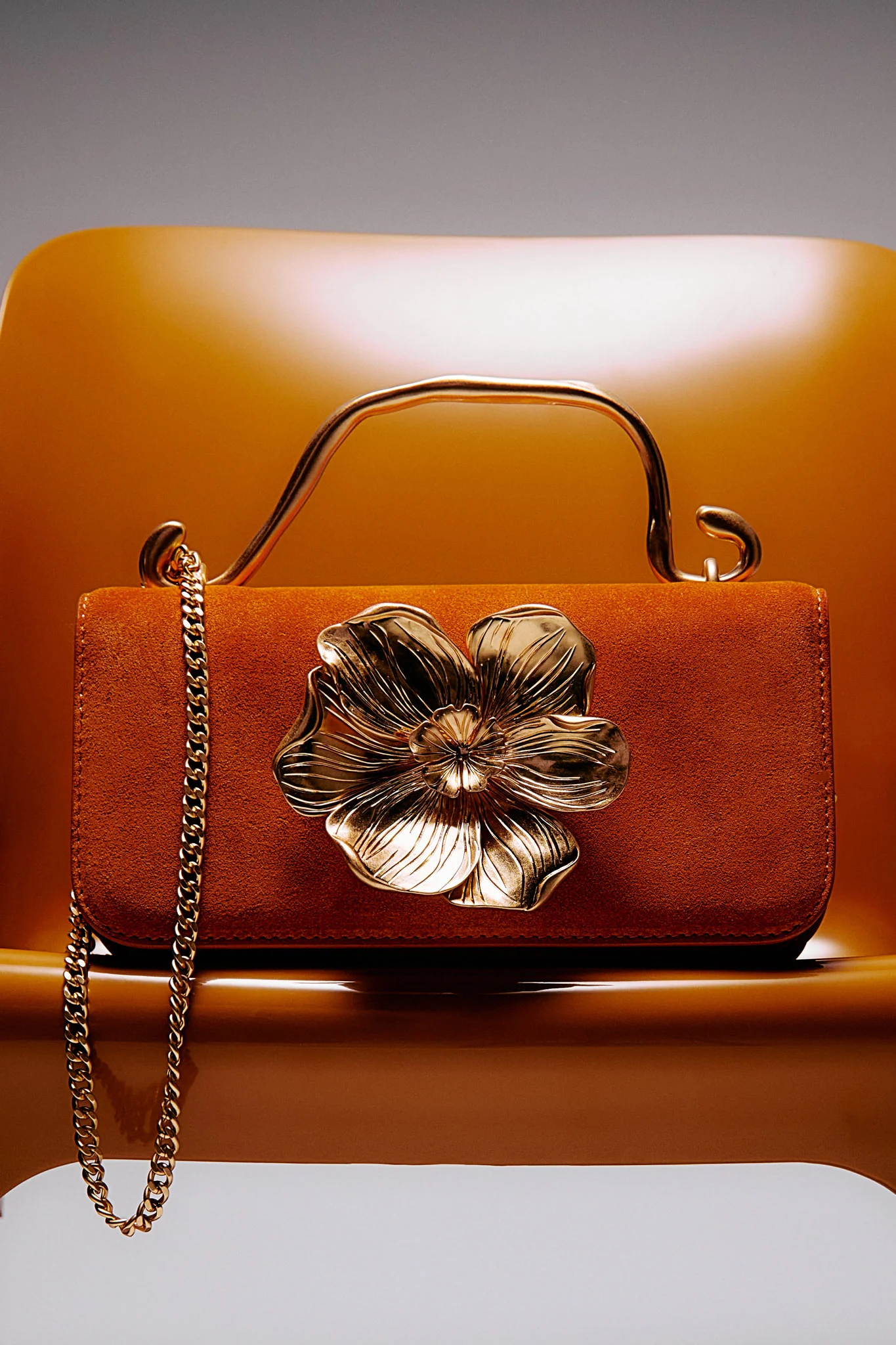 Alessia Flower Clutch