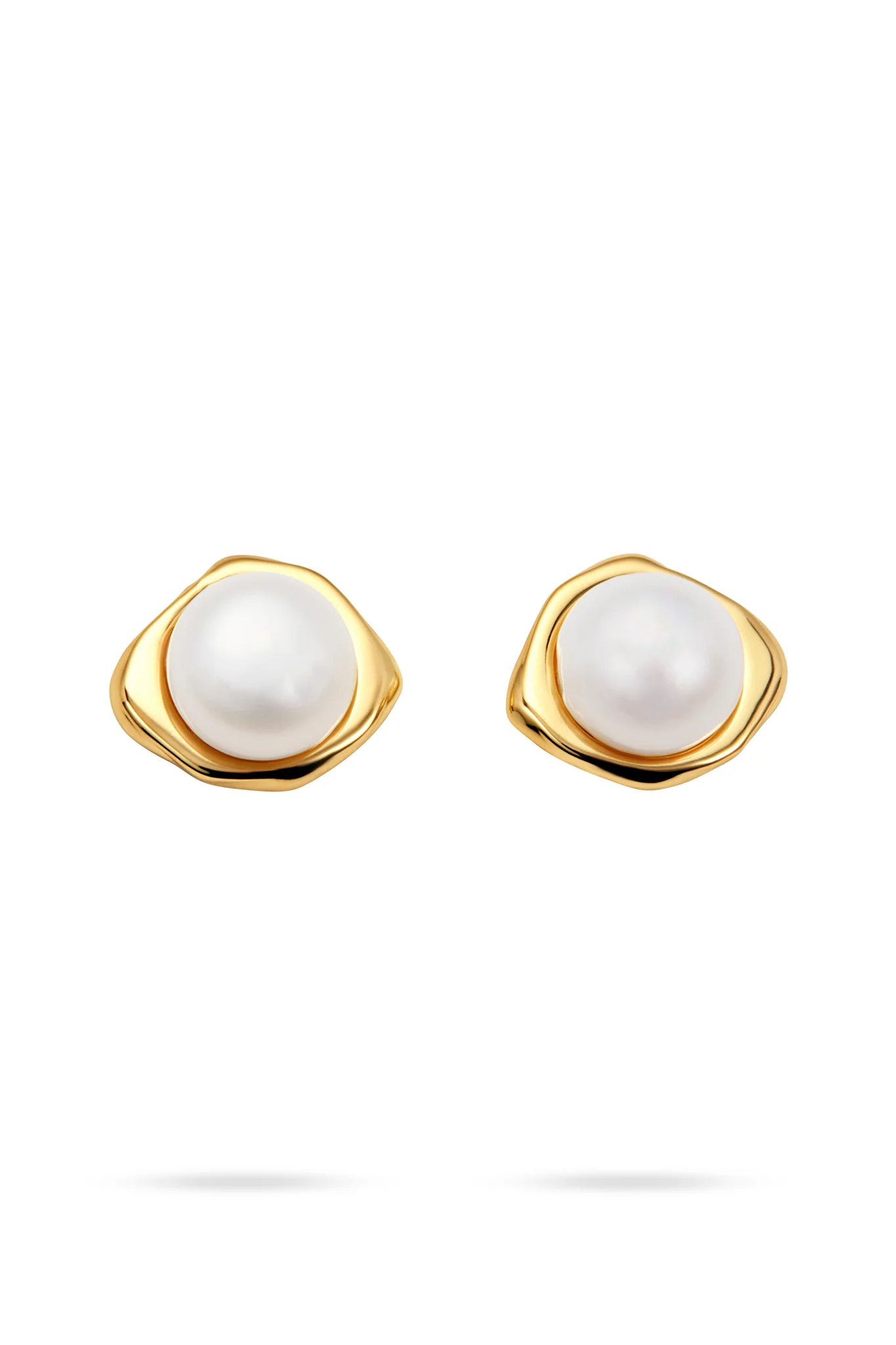 7132-vitality-pearl-stud-earring-1.webp Vitality Pearl Stud Earring