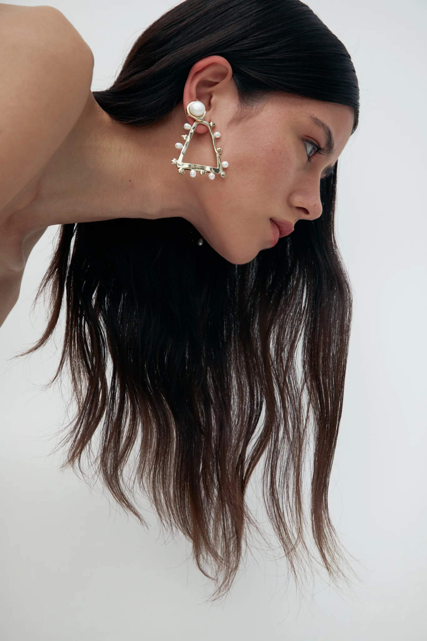 7132-vitality-pearl-stud-earring-2.webp Vitality Pearl Stud Earring