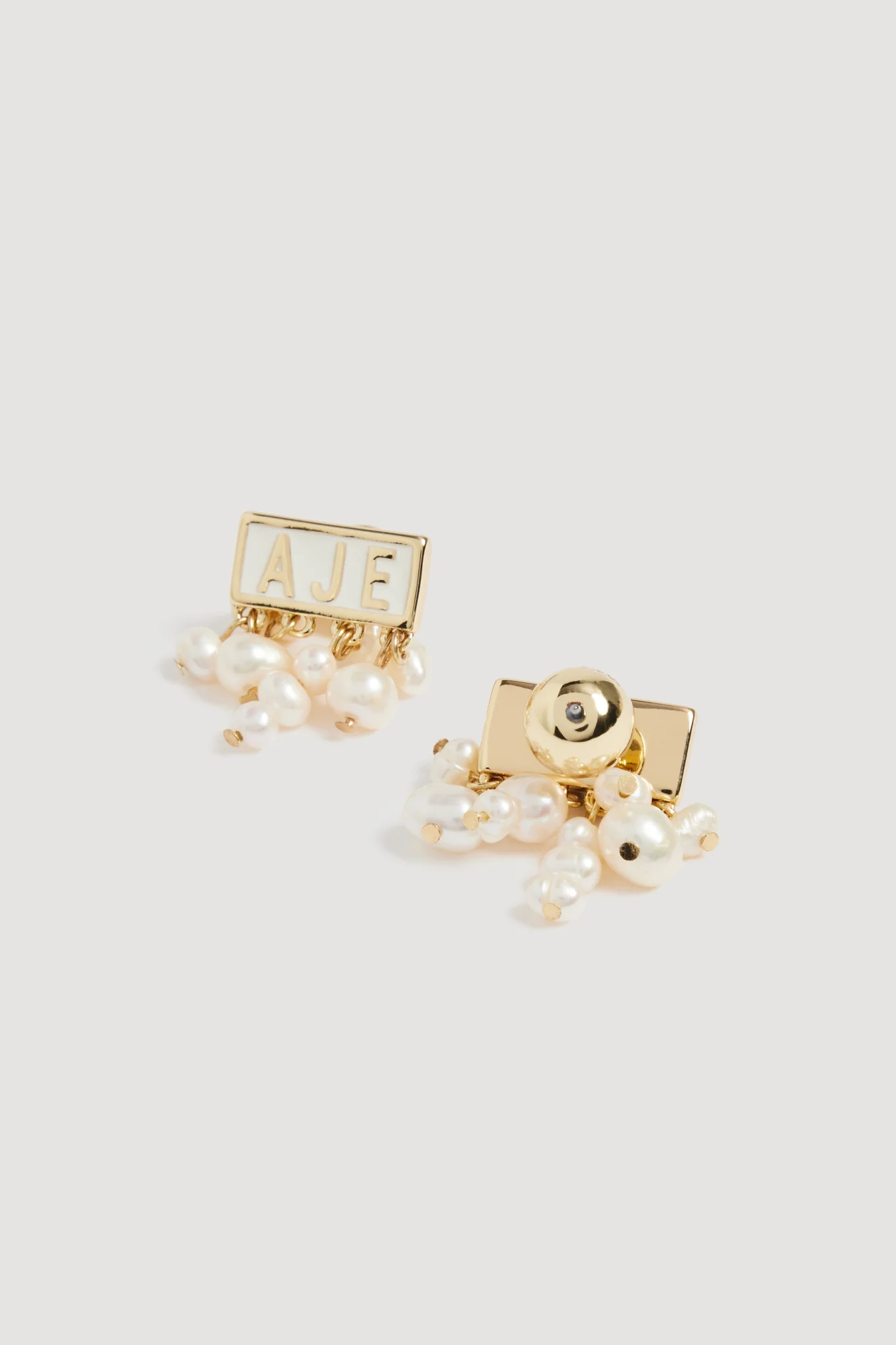 Vista Pearl Stud