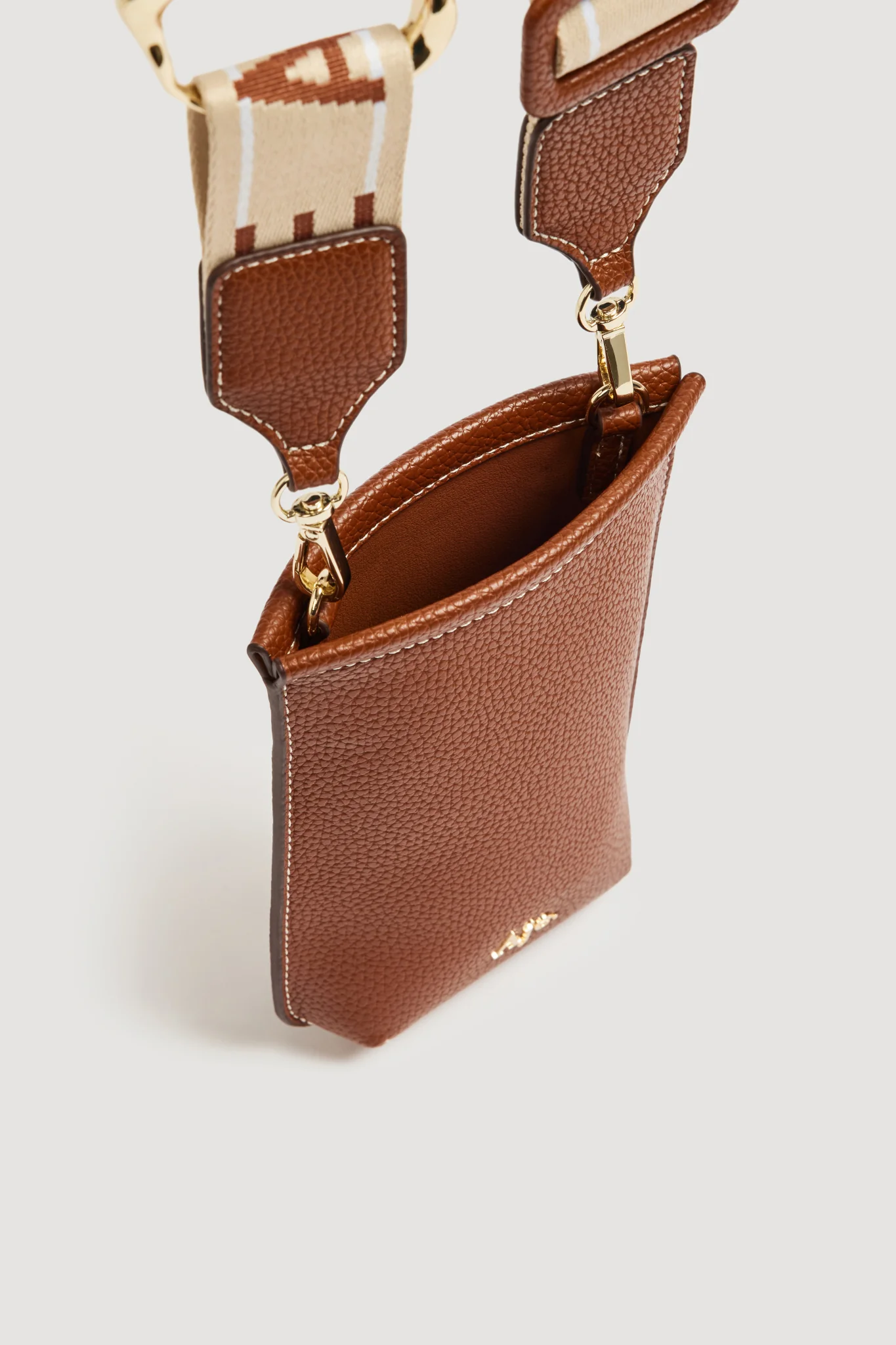 7330-nova-phone-crossbody-3.webp Nova Phone Crossbody