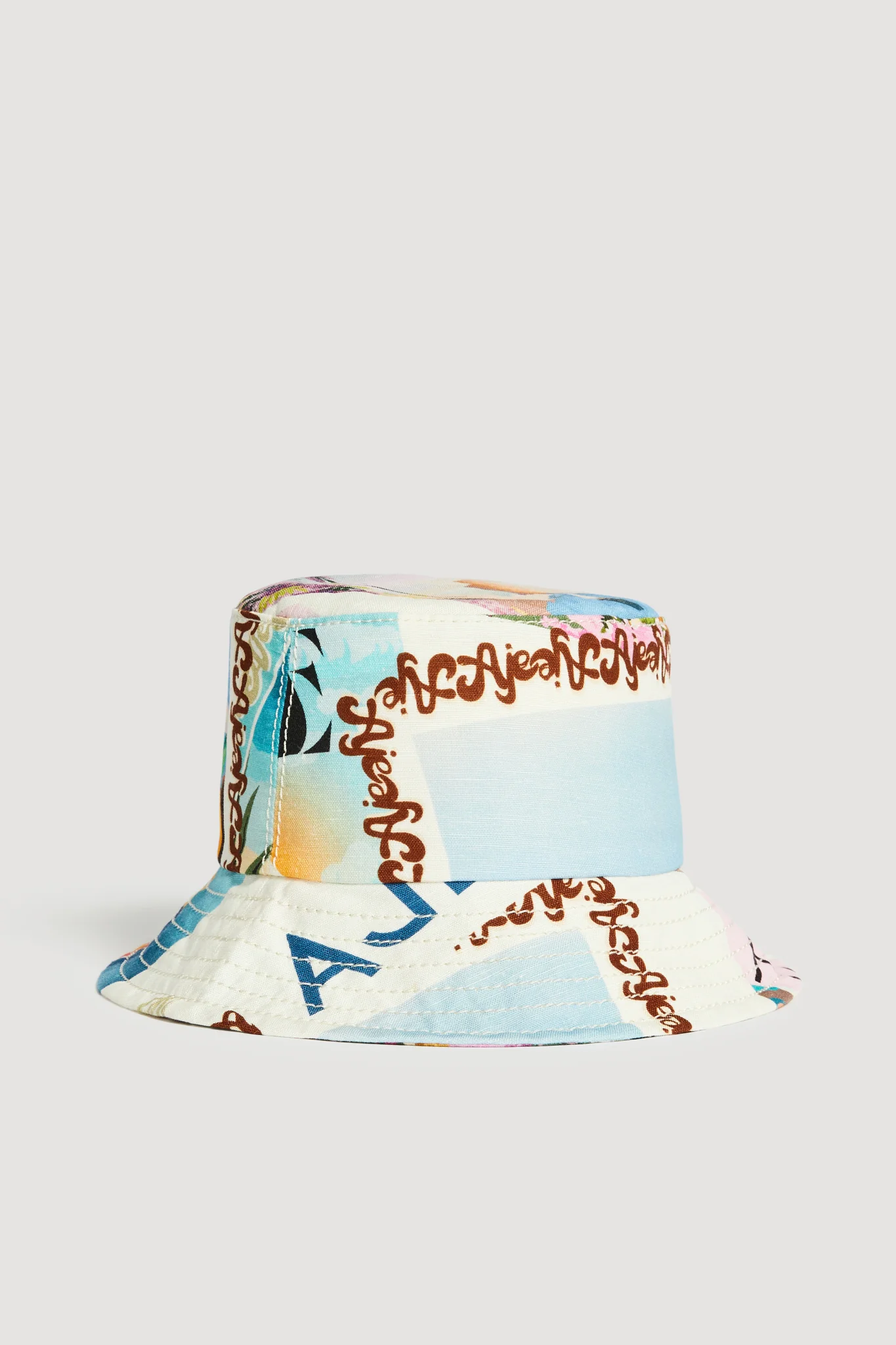 Echo Bucket Hat