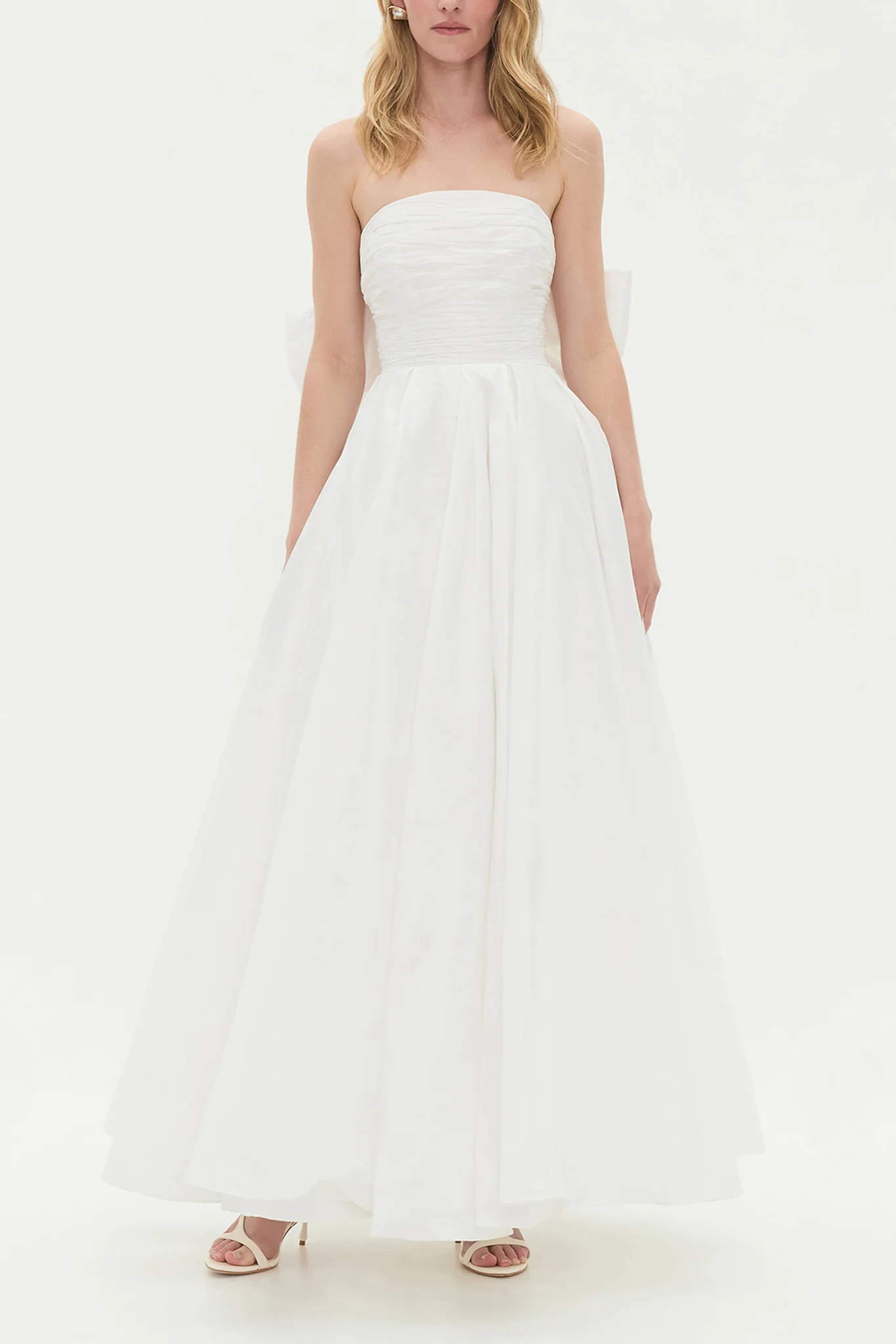 741-thea-gown-1.webp Thea Gown
