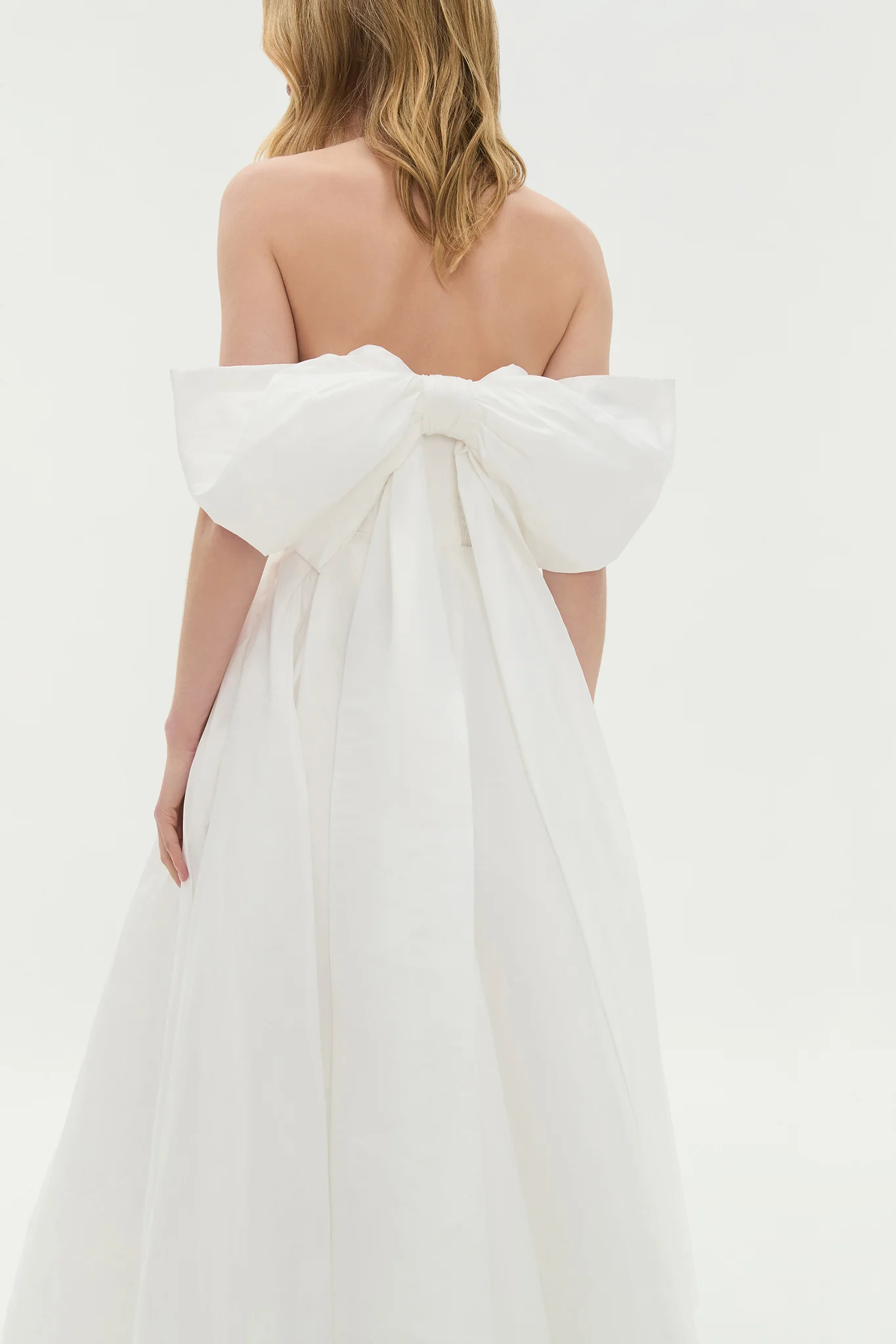 741-thea-gown-3.webp Thea Gown
