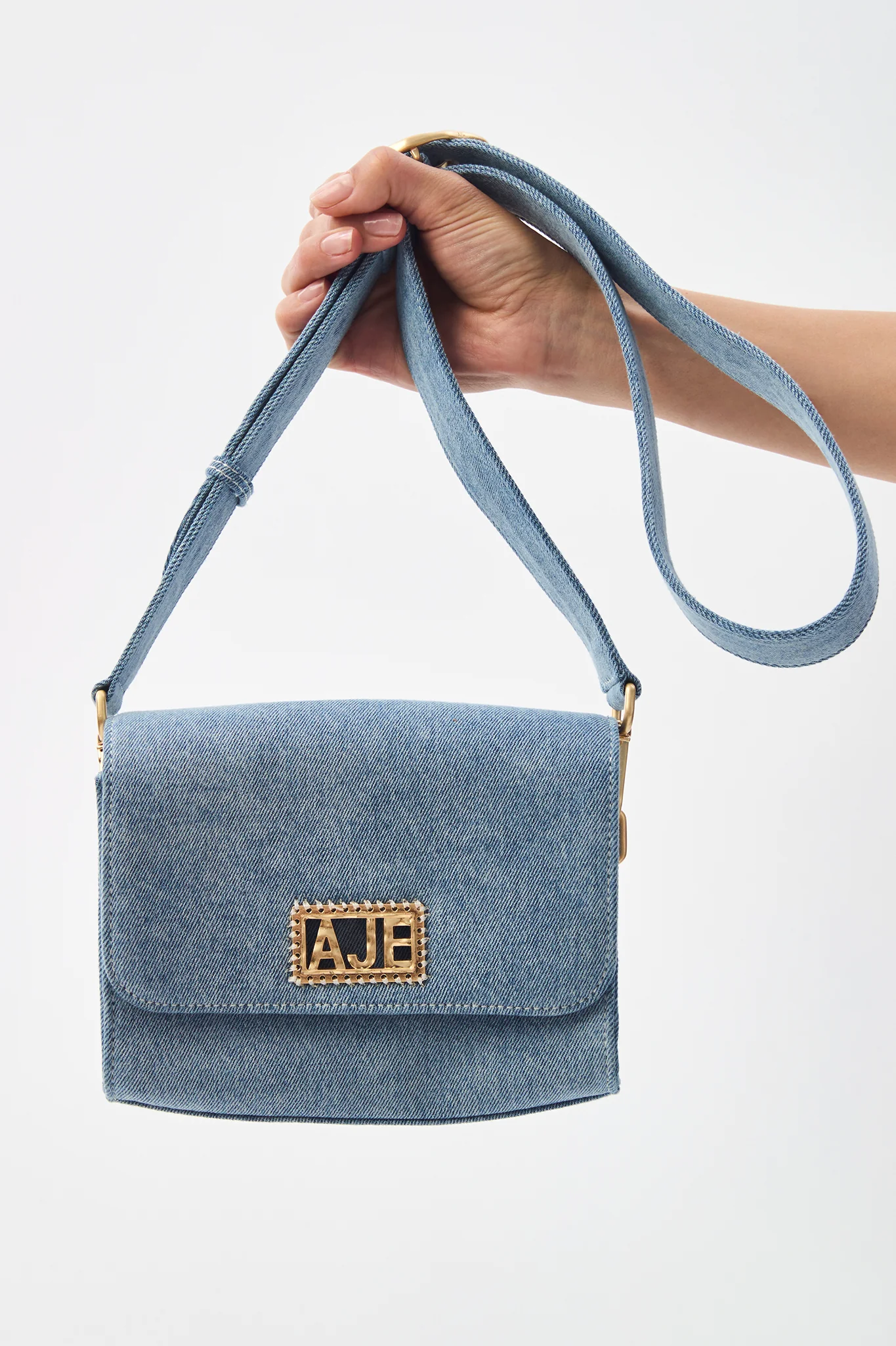 7506-pura-crossbody-3.webp Pura Crossbody