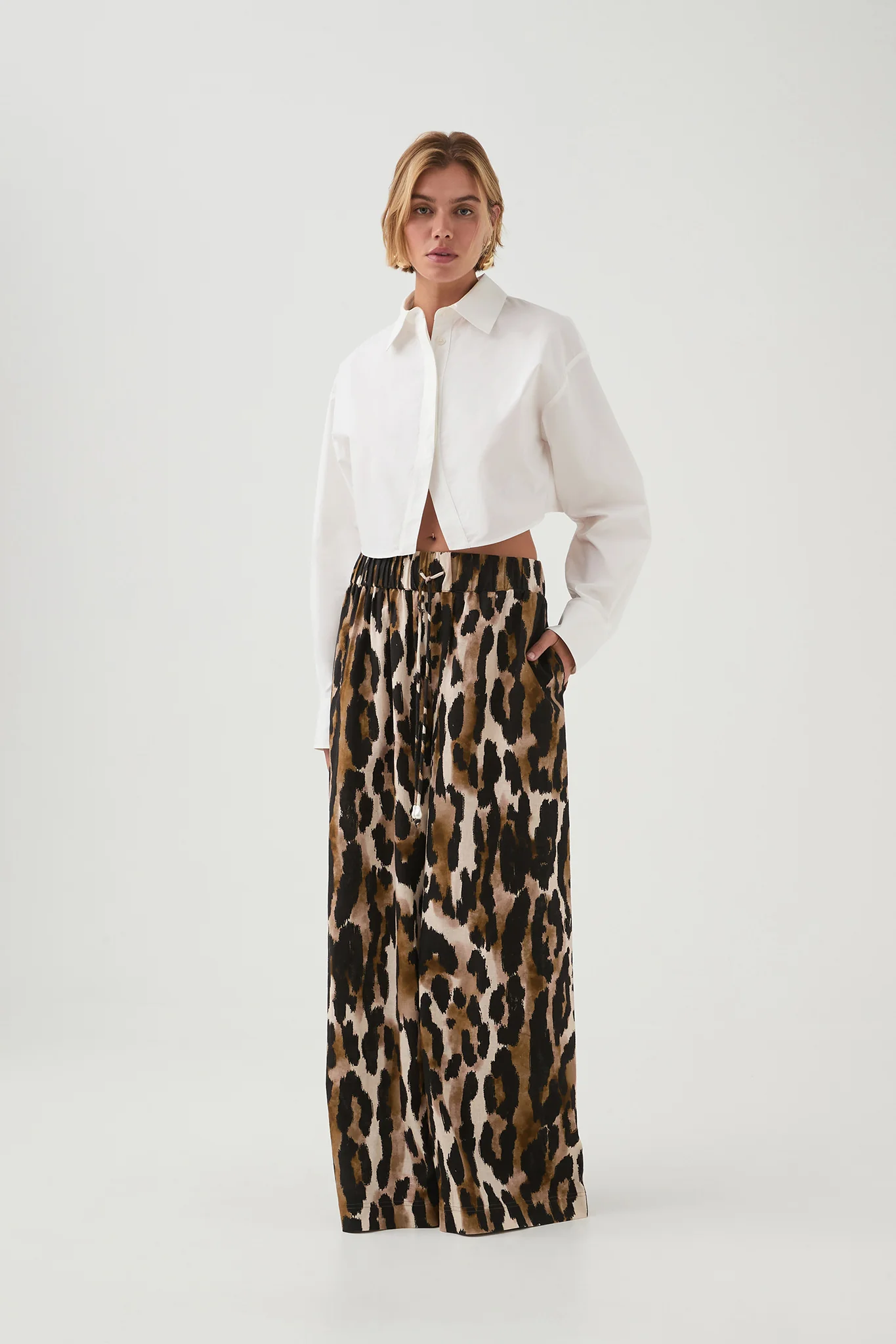 7785-airlie-relaxed-pants-2.webp Airlie Relaxed Pants