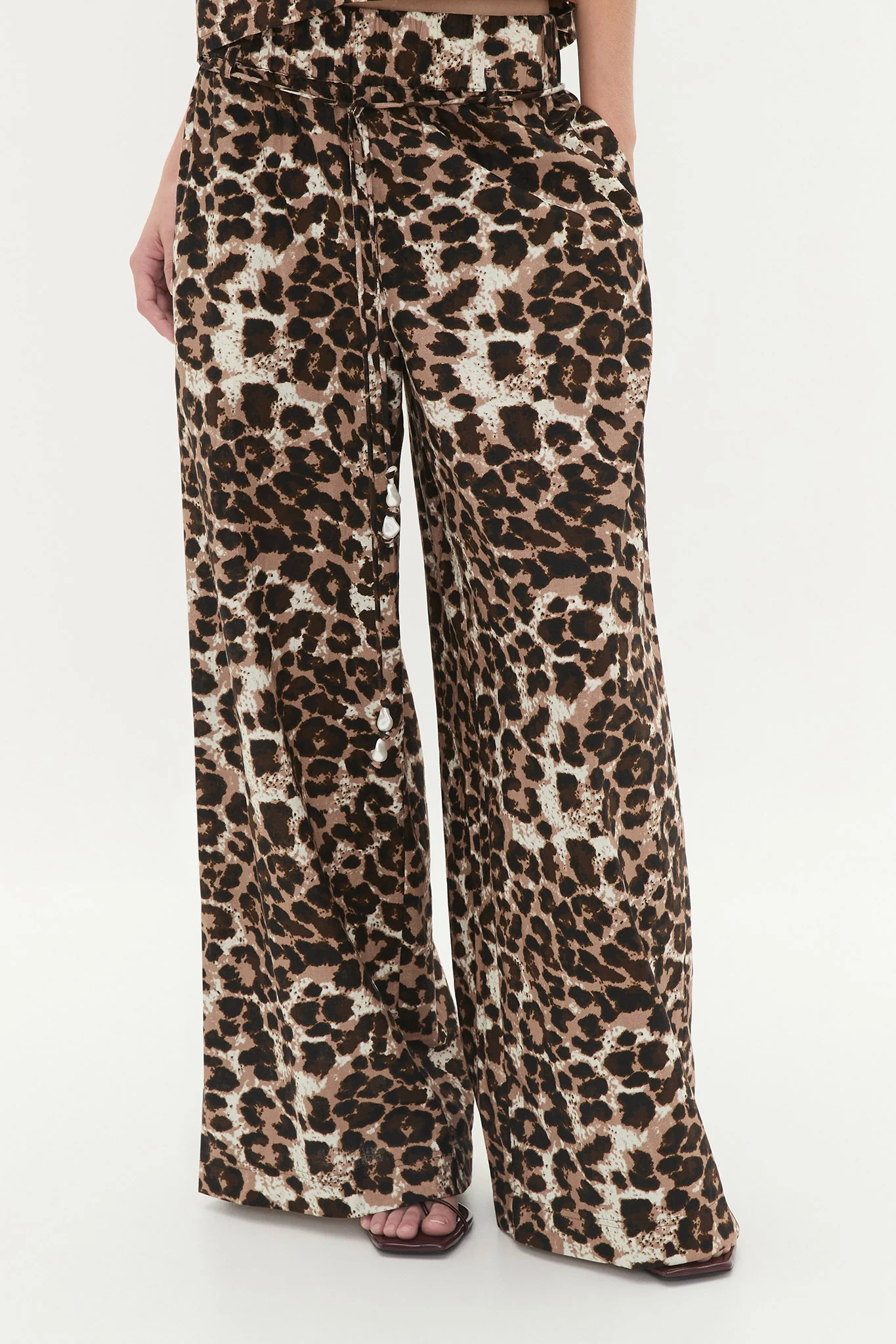 Dessie Belted Relaxed Pant
