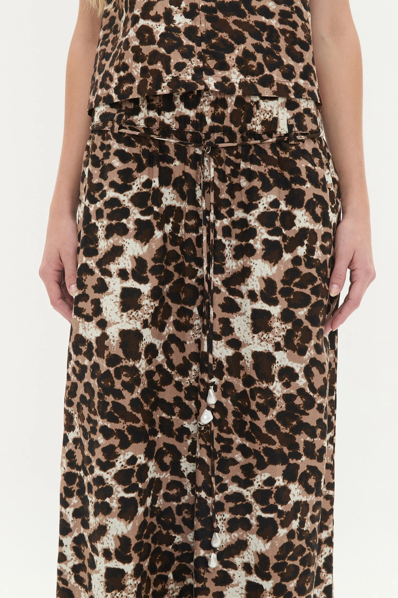 Dessie Belted Relaxed Pant