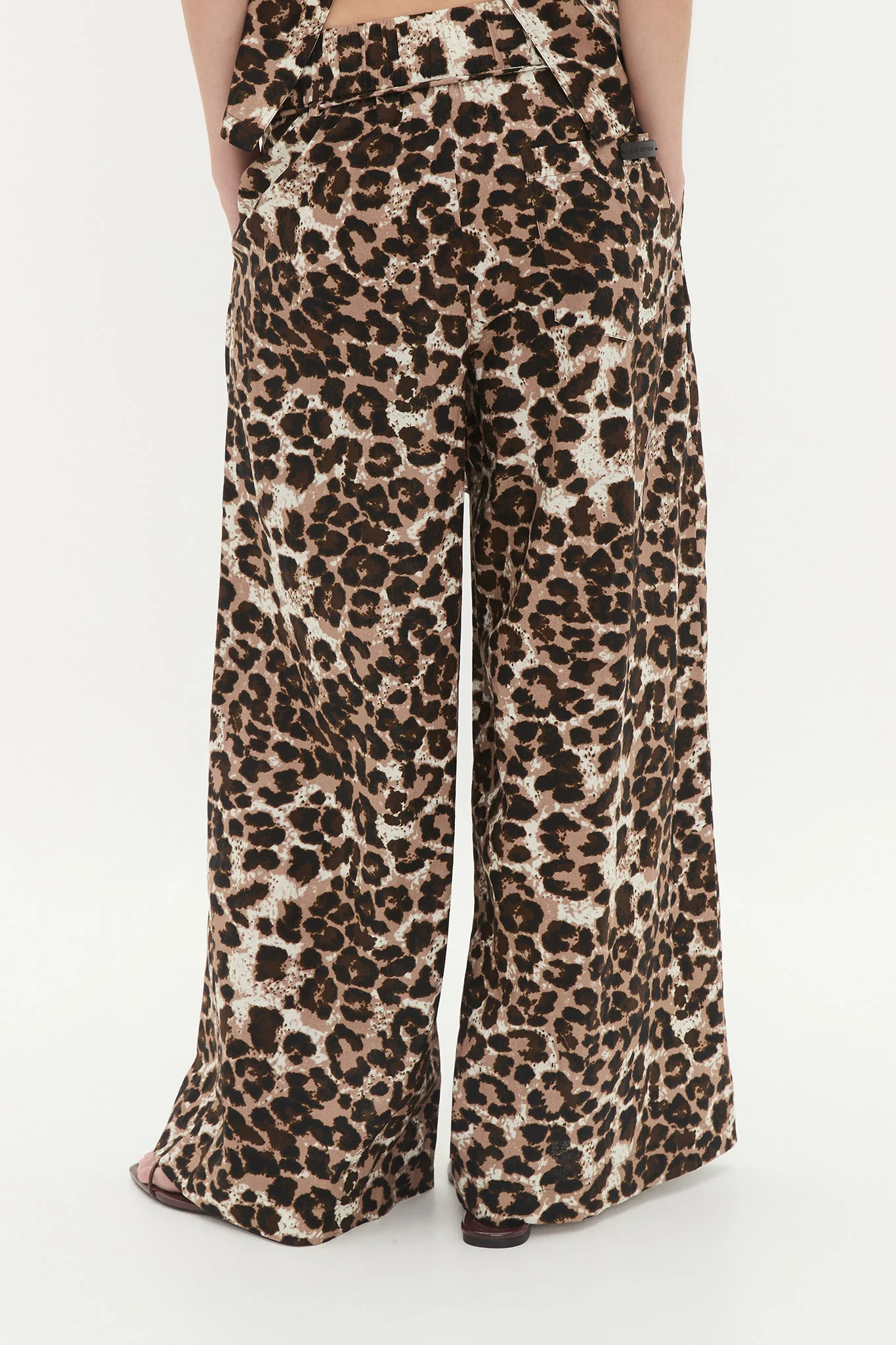 Dessie Belted Relaxed Pant